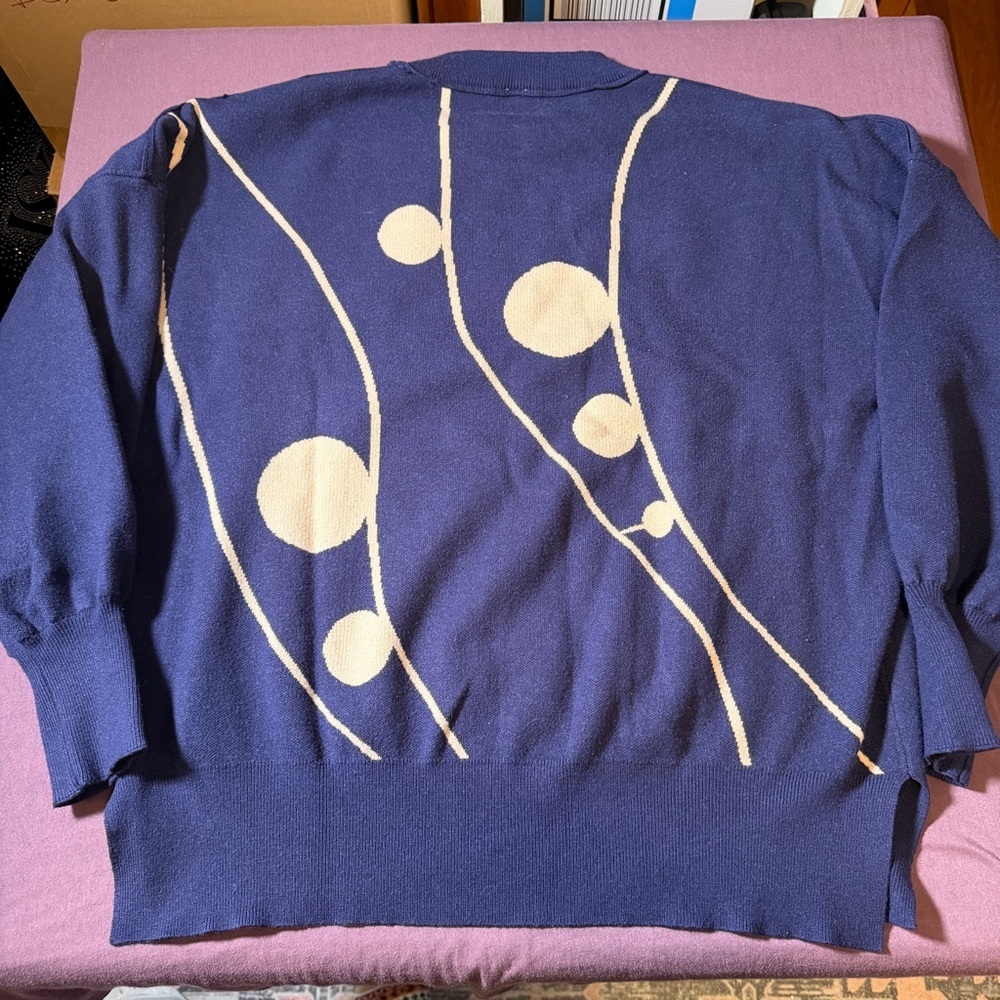Abstract Pattern Crewneck Sweatshirt Statement Sleeves in Navy Blue - Size XL - Picture 6 of 6